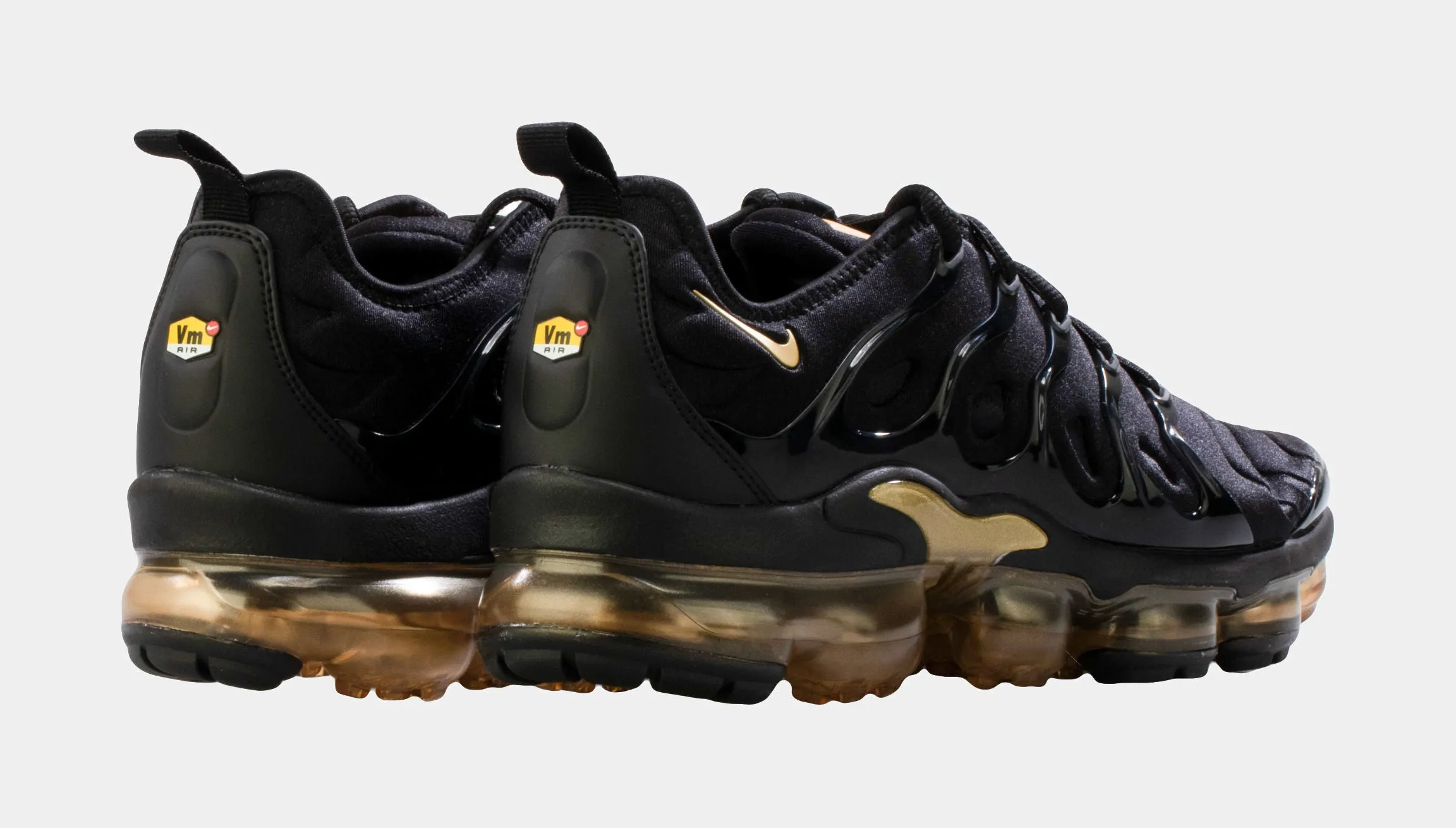 Vapormax Plus Mens Running Shoes (Black)