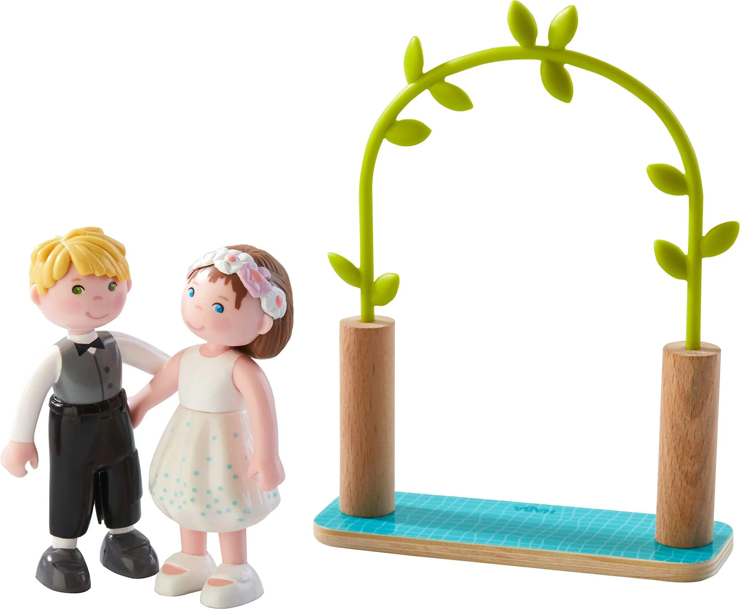 Wooden Bride & Groom Play Set